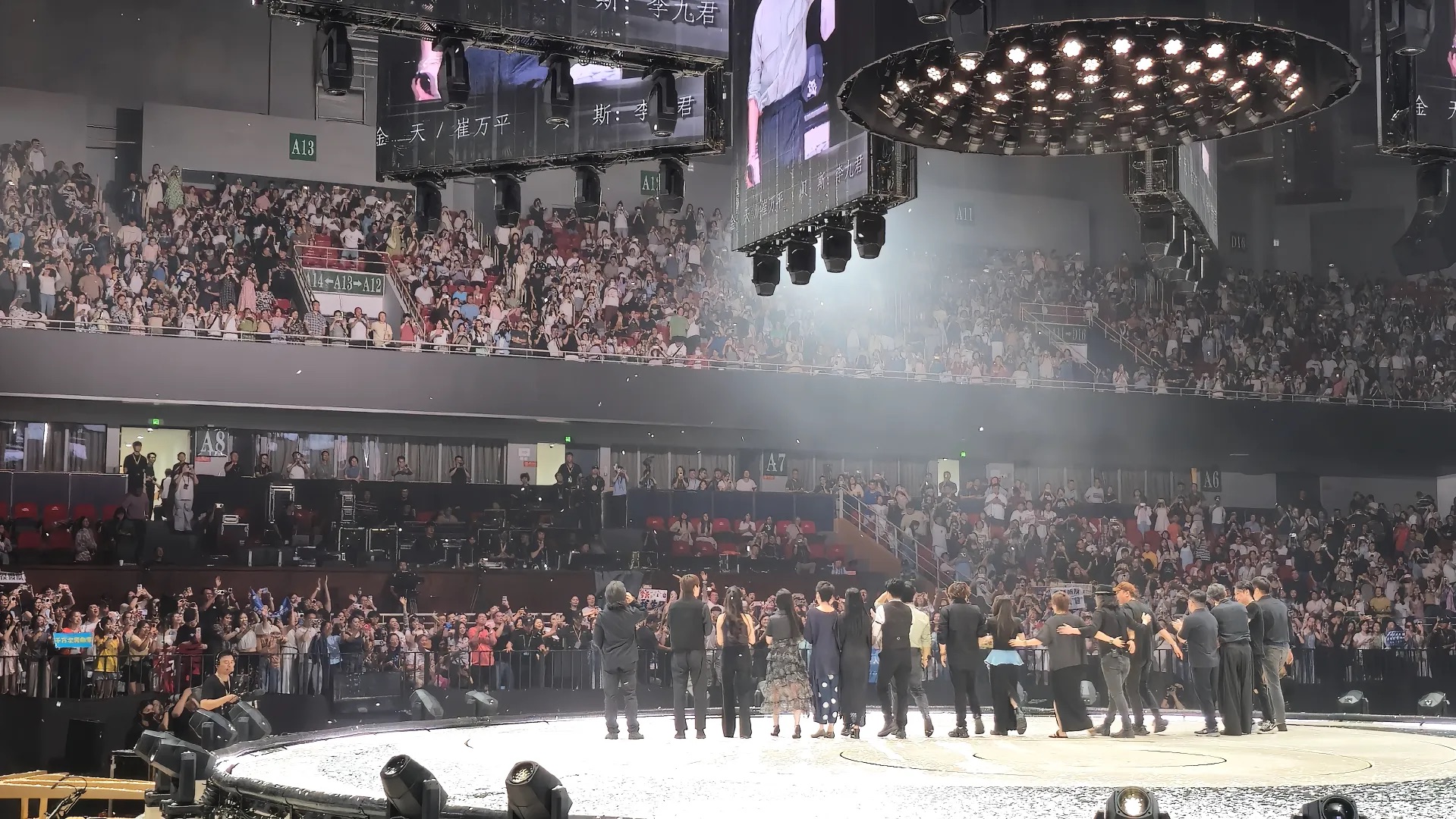 南昌发电机出租，时代智能两台玉柴并网静音型发电机组为李健演唱会保电稳定输出，三天四夜保电护航。